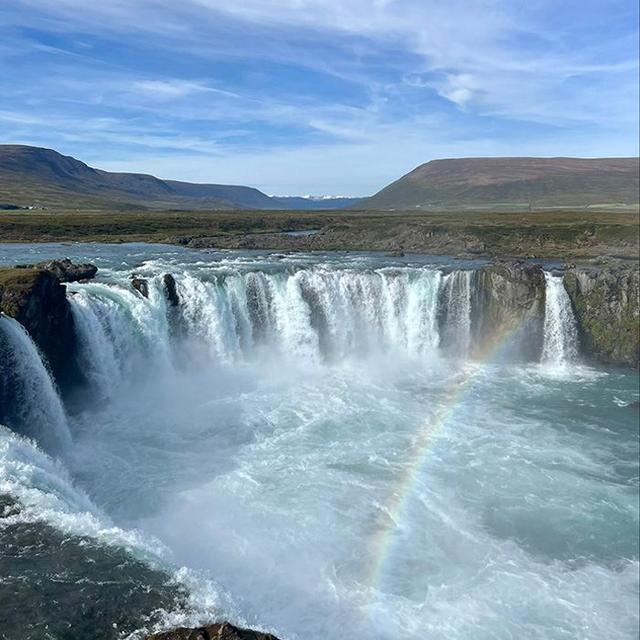 Iceland Unleashed - off-road tour across Iceland